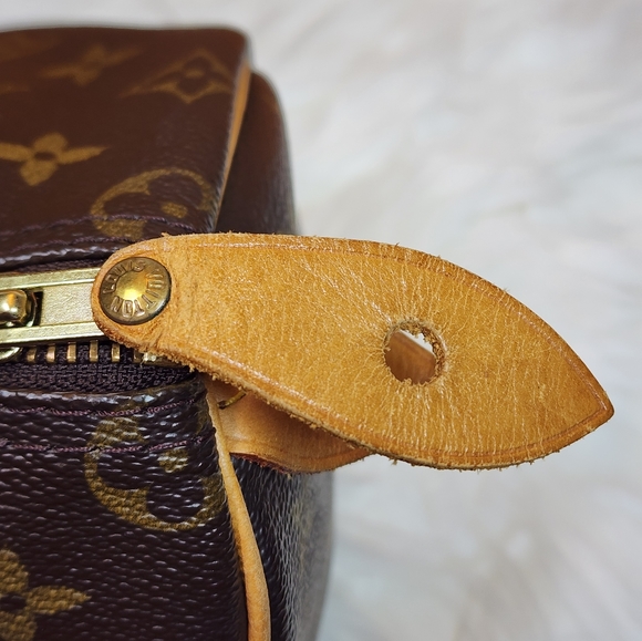 Authentic Louis Vuitton Speedy 25 - Picture 10 of 16